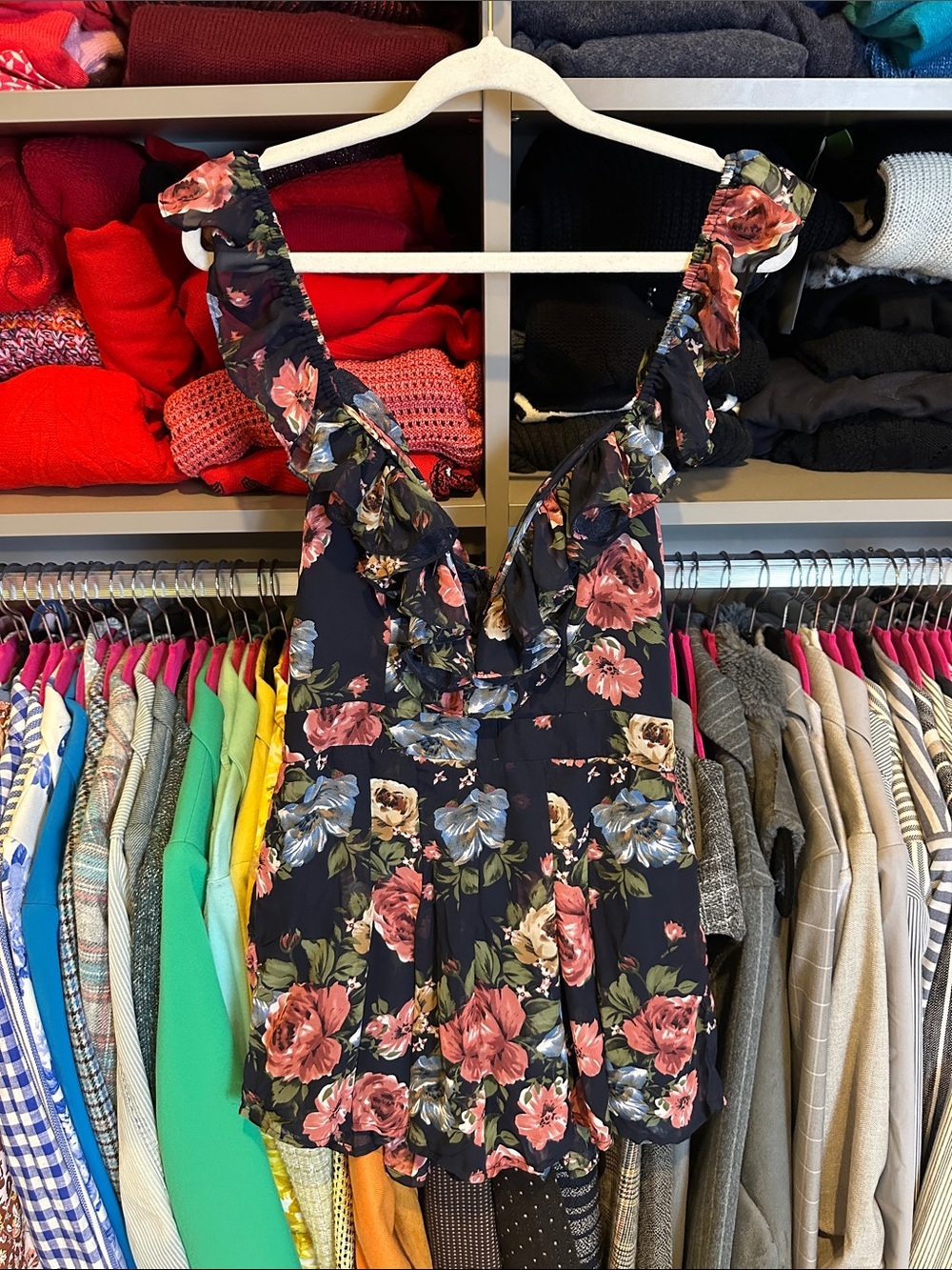 Banjul navy/pink floral back zipper closure elastic strap lined romper size S